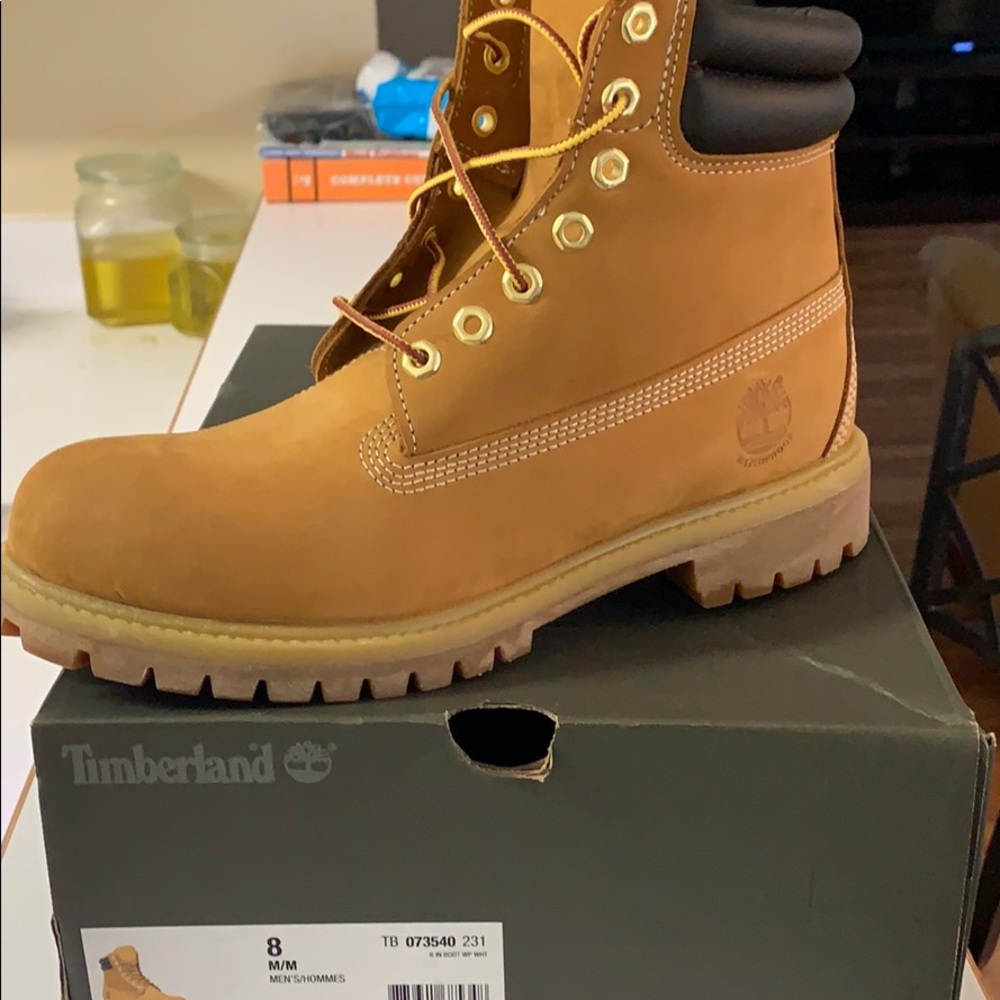 Men’s size 8 Timberland boots